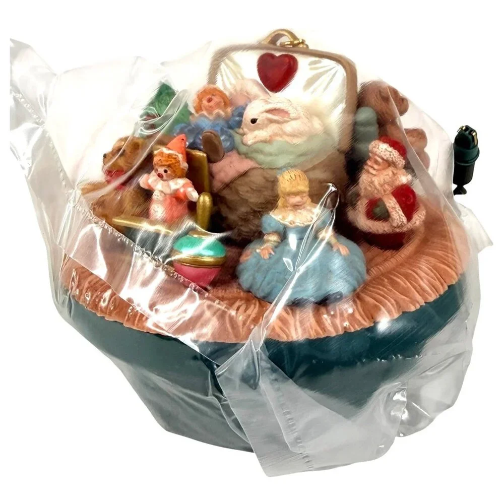 Hallmark Keepsake Ornament Victorian Toy Box Magic Light Motion 1995 Christmas - Picture 7 of 14